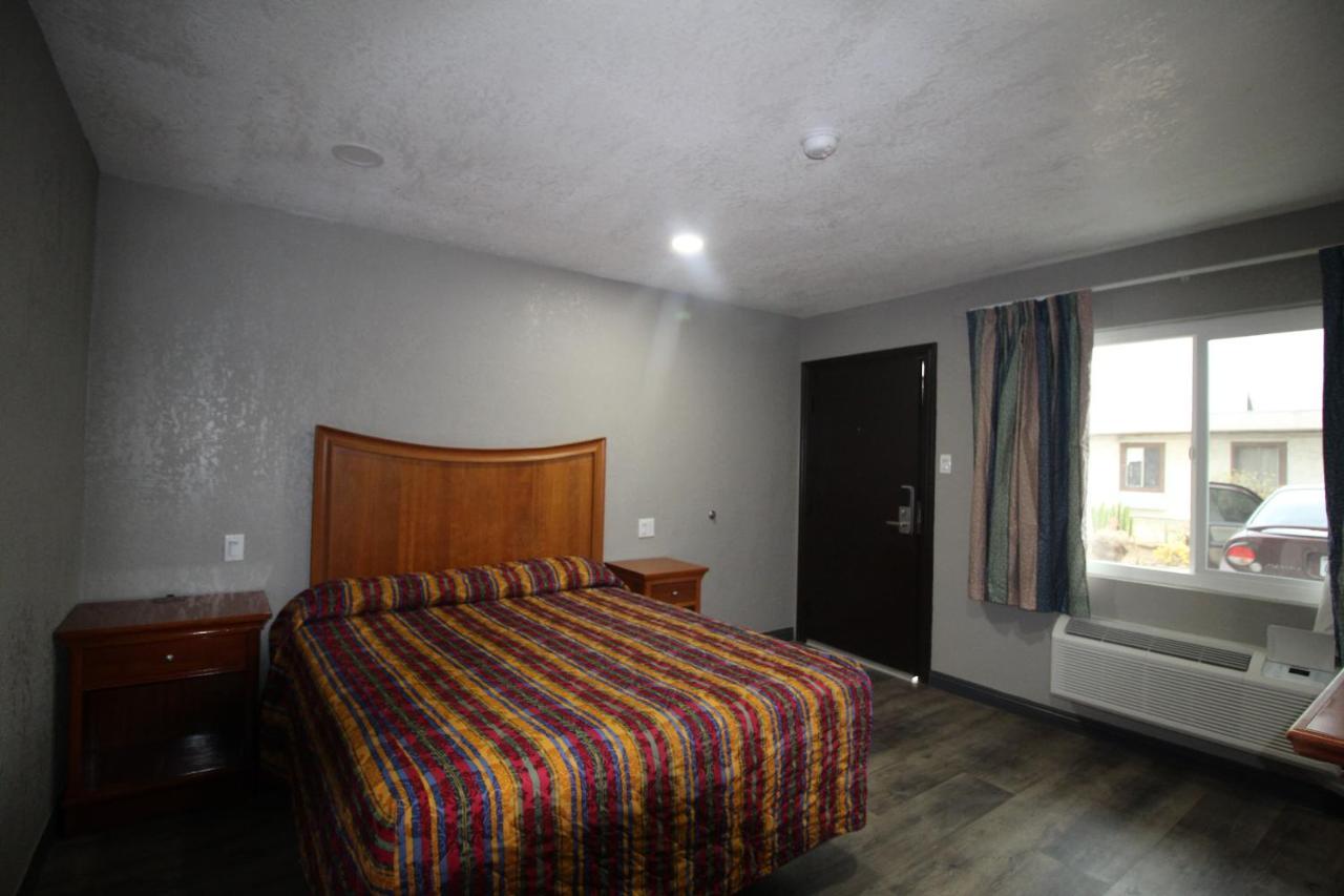 Starlite Motel San Bernardino Exterior photo